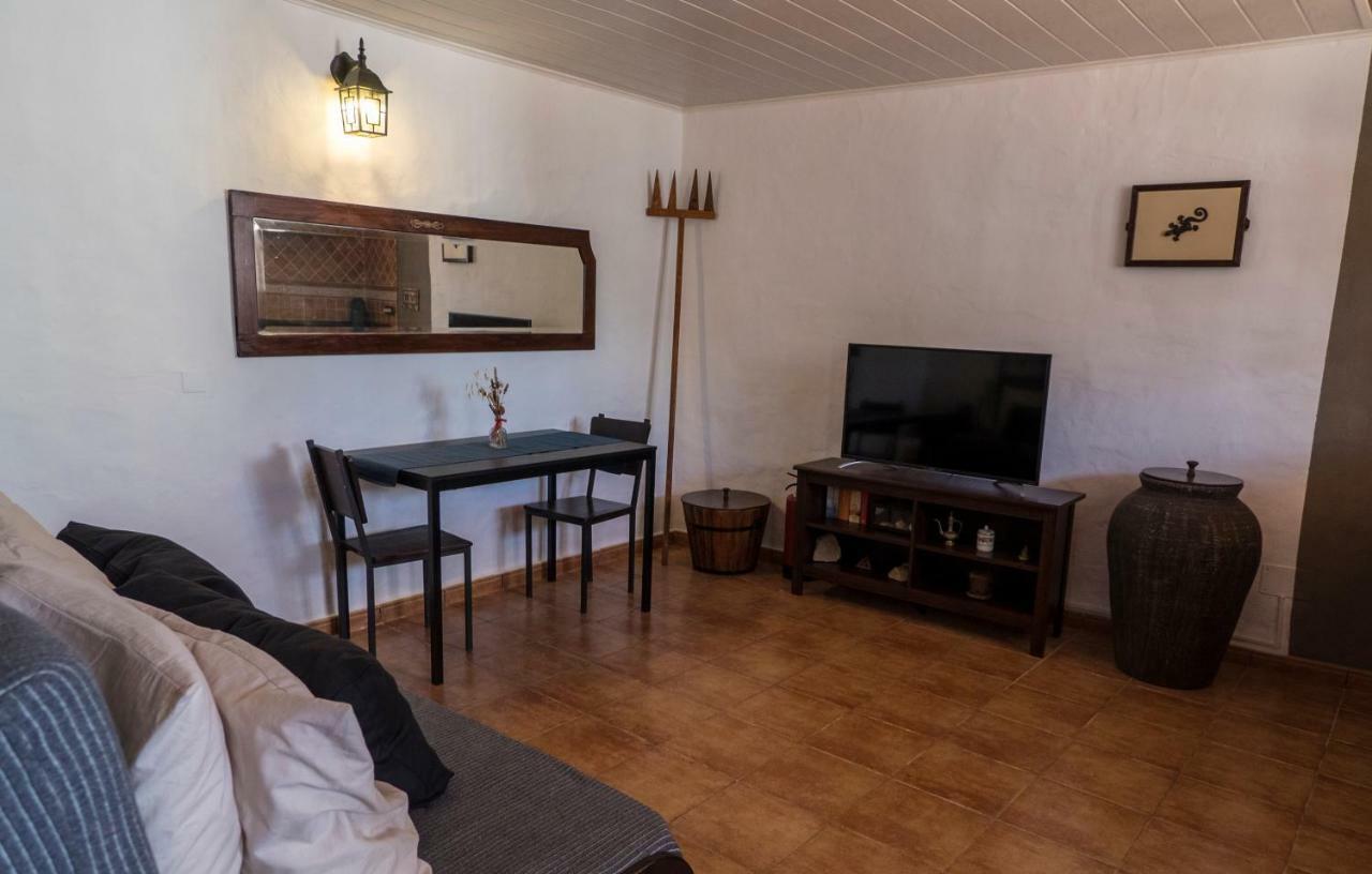 La Bohemia Apartments تيرور المظهر الخارجي الصورة